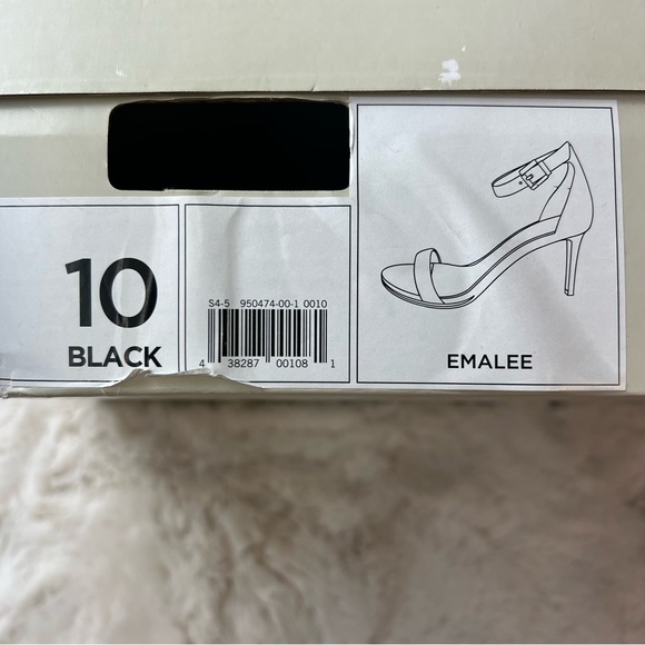 Banana Republic Emalee strappy heeled sandals - Picture 11 of 11